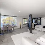 Oceanfront, Swimming Pool, Jacuzzi
